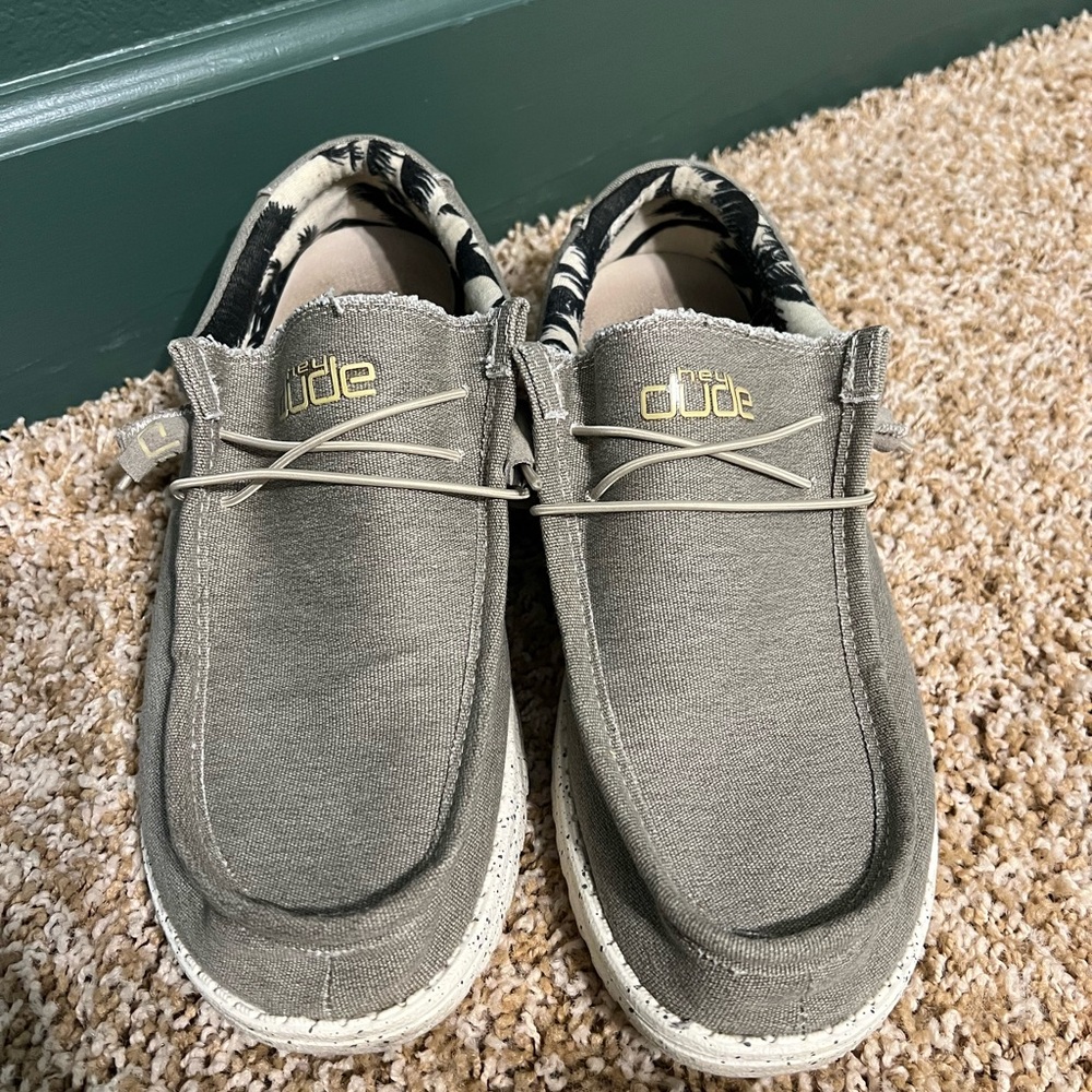 Men’s Gray Hey Dudes